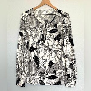 New White House Black Market Outlet Notch Neck Top Blouse Size XL